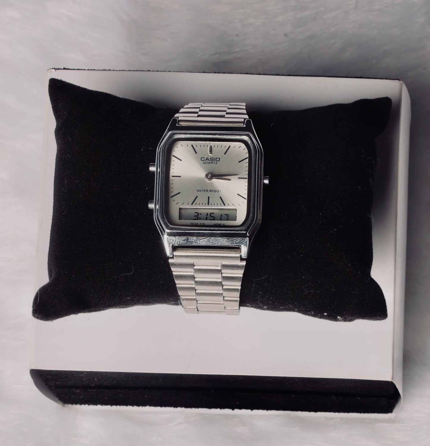 Retro Silver